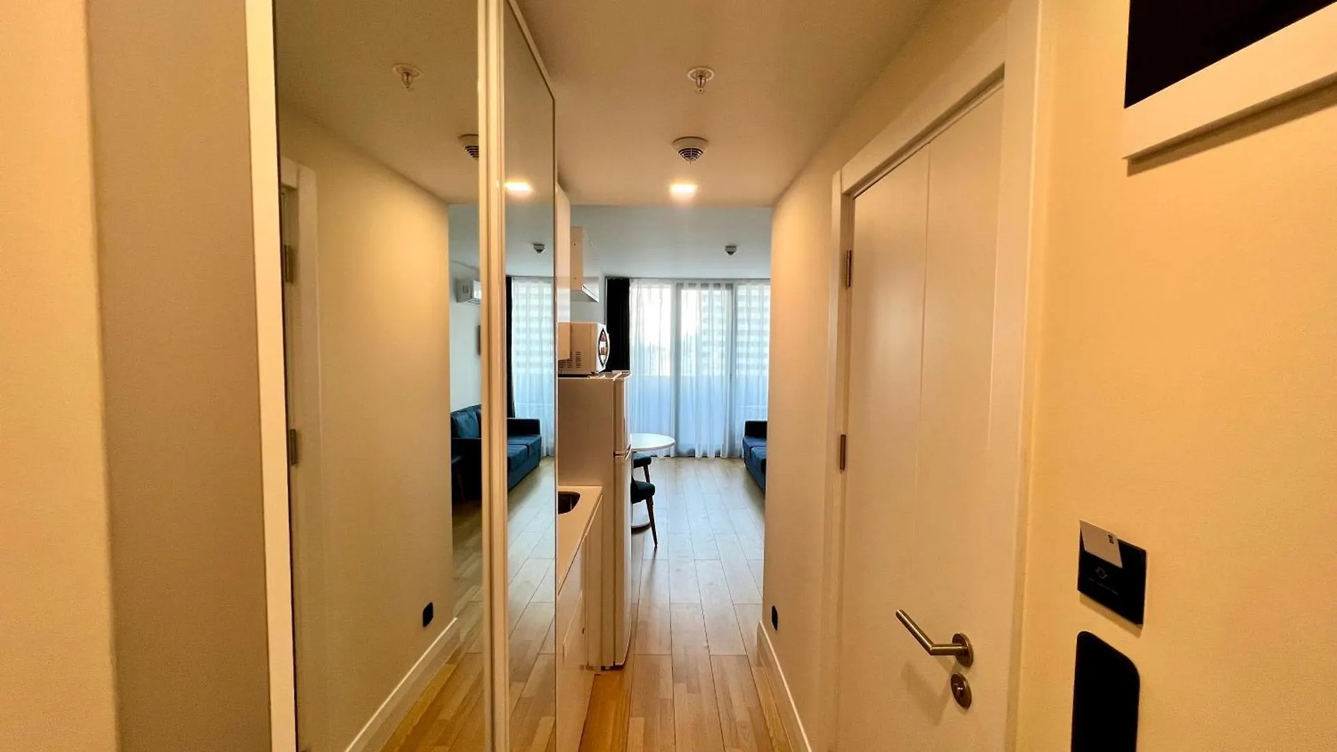 Batumi Orbi City Apartments グルジア